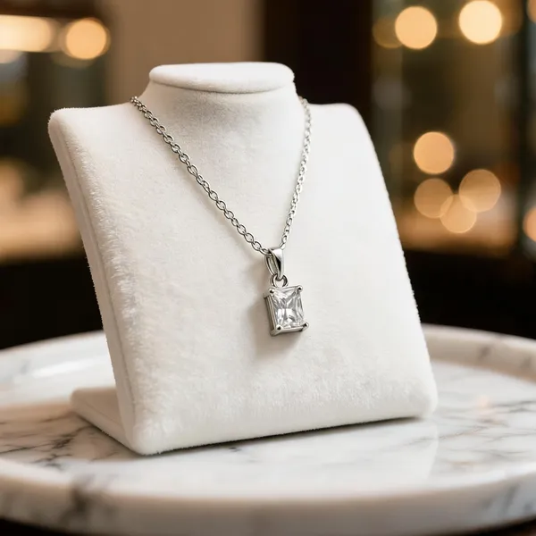 Celestial_Elegance_Moonlit_In_Silver_Harmony_Necklace
