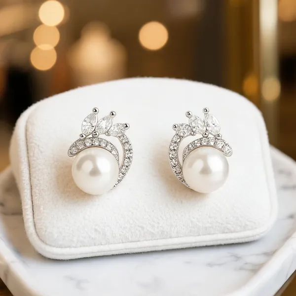 Elysian_Radiance_Opulent_Pearl_Silver_Earrings