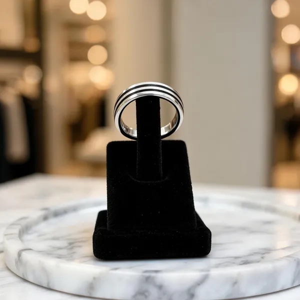 Dual_Harmony_Oxidised_Silver_Rings_With_Timeless_Elegance