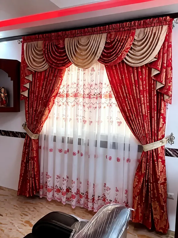 Red_Knitted_Fabric_Curtain_For_Home_Decor