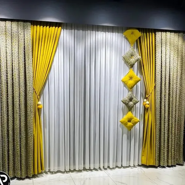 Yellow_And_White_Long_Crush_Fabric_Curtain_For_Home_Decor