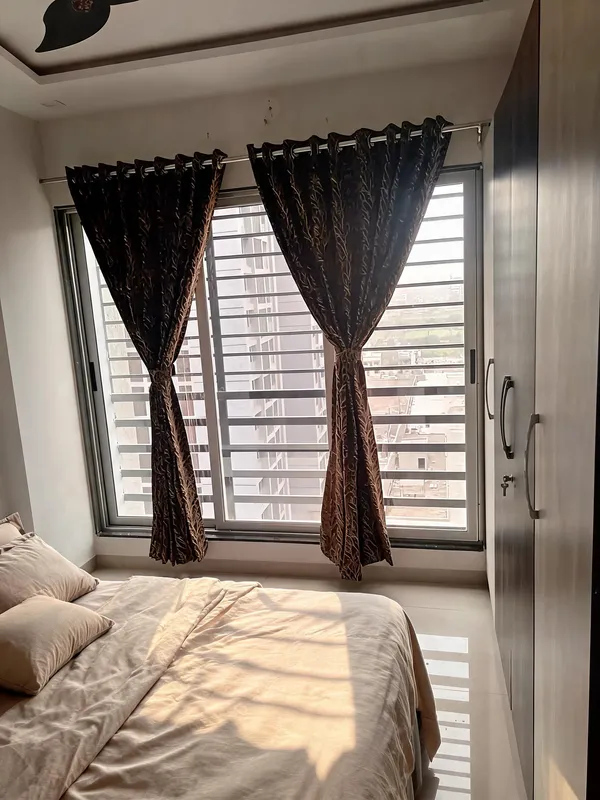 Brown_Long_Crush_Fabric_Curtain_For_Home_Decor