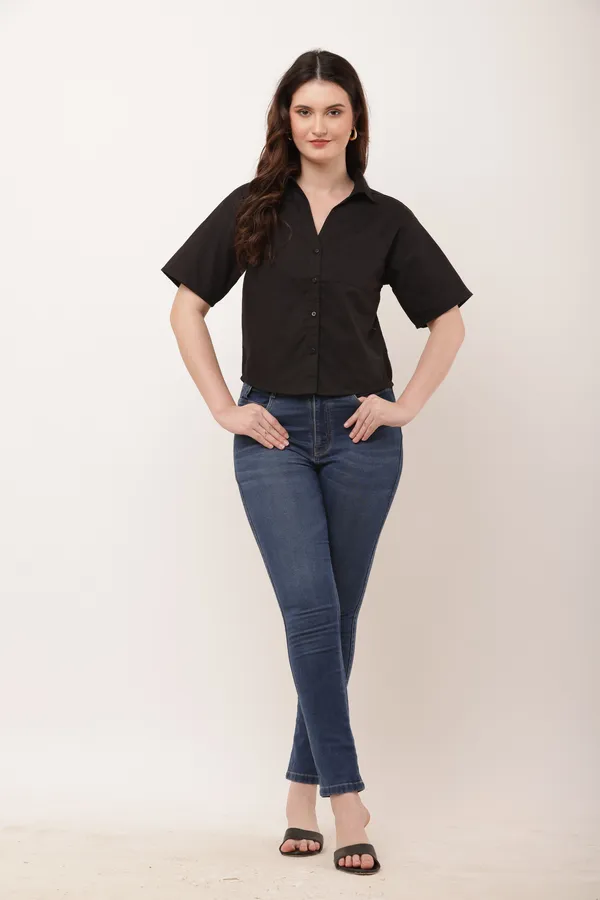 Black_Cotton_Short_Sleeve_Cropped_Shirt_For_Women