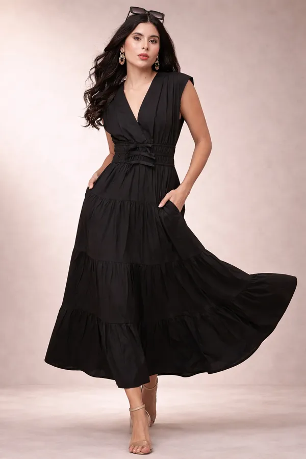 Black_Cotton_Sleeveless_Tiered_Maxi_Dress_For_Women