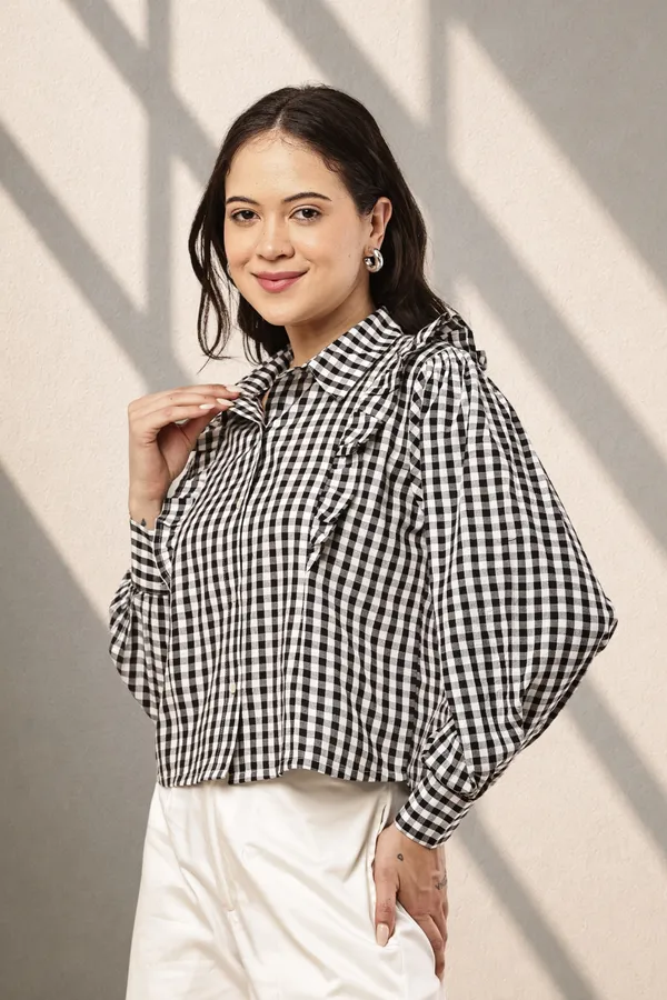 Black_Cotton_Checkered_Cropped_Shirt_For_Women