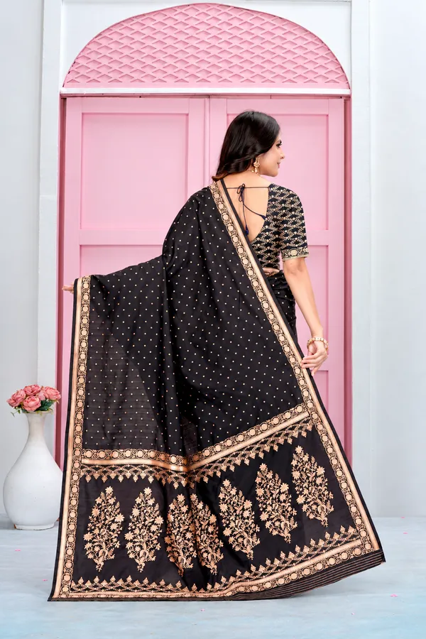 Black_Jacquard_Sarees_For_Women_Pure_Silk