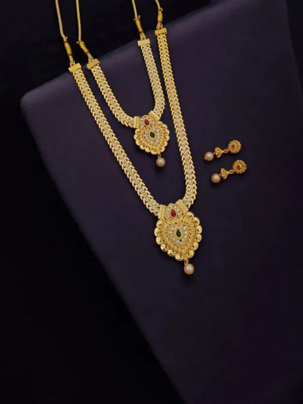 Gold_Tone_Traditional_Necklace_Set_For_Women