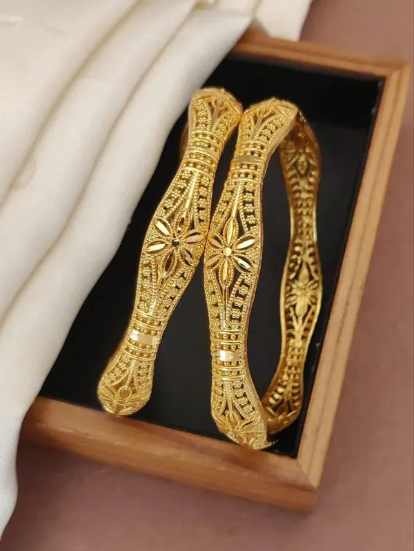 Gold_Tone_Floral_Design_Bangles_for_Women