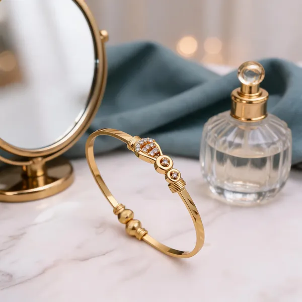 Gold_Tone_Brass_Crystal_Detail_Open_Bangle_For_Women