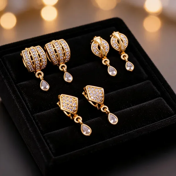 Gold_Brass_Crystal_Studded_Teardrop_Drop_Earrings_Set_For_Women