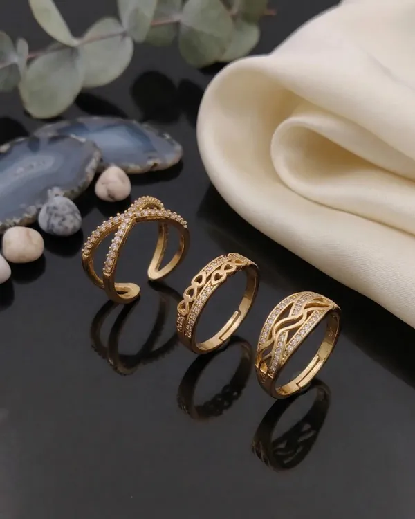 Gold_Tone_Decorative_Ring_Set_for_Women
