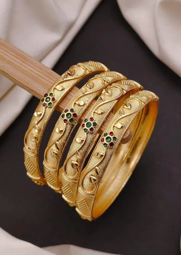 Gold_Tone_Traditional_Floral_Stone_Bangles_Set_For_Women
