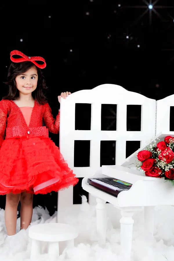 Swarovski_Handwork_Dress_With_Detachable_Tail_Red