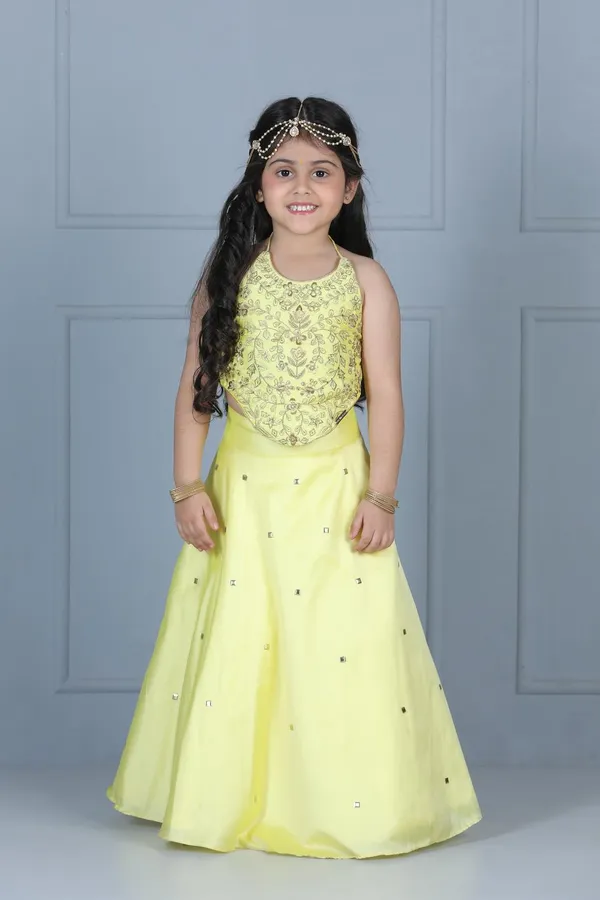 Halter_Blouse_With_Silk_Lehenga_Yellow_Color
