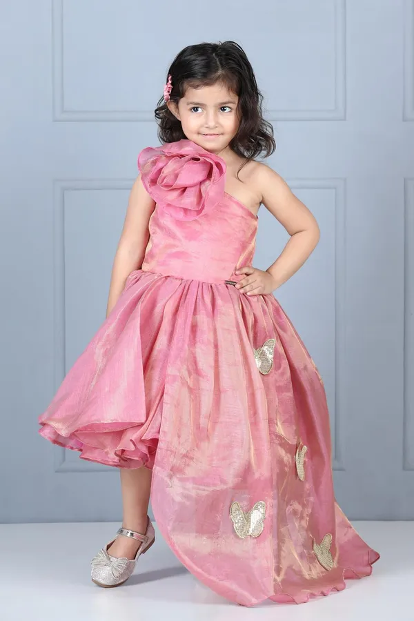 Off_Shoulder_Dress_With_Side_Tail_Pink