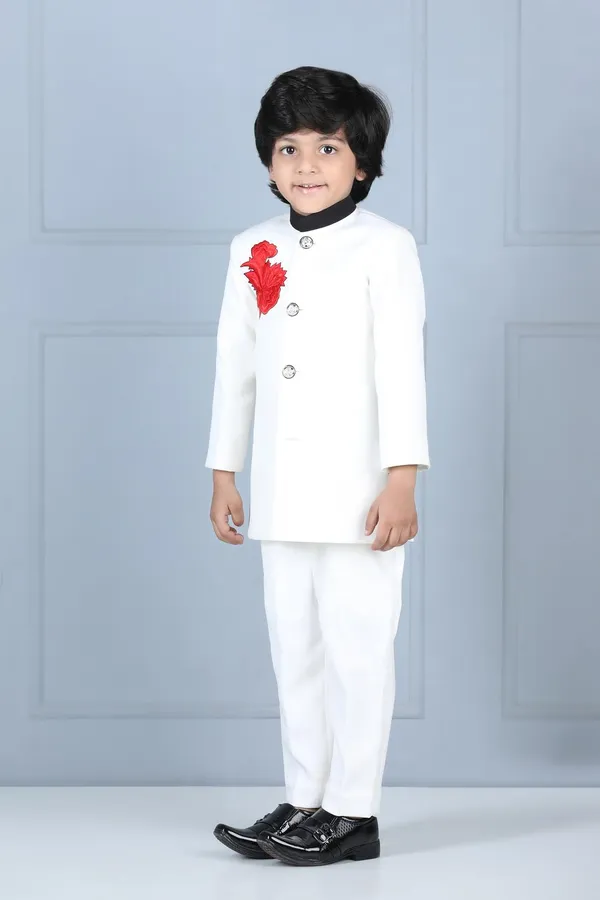 Ajkan_With_Flower_Motif_White