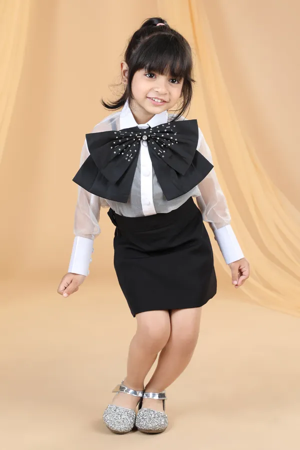 Top_Skirt_Set_Black_White
