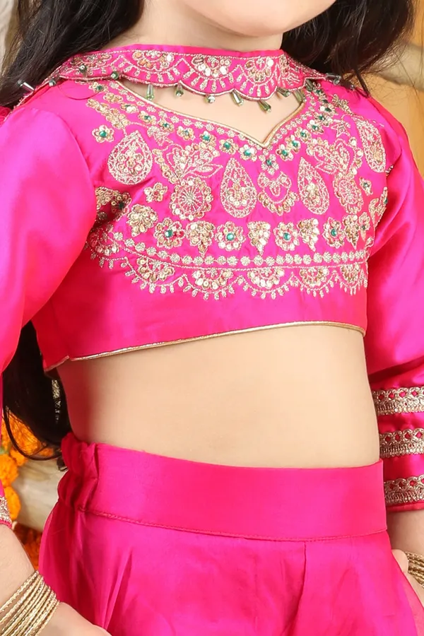 Thread_Embroidery_Blouse_With_Plazzo_Hot_Pink