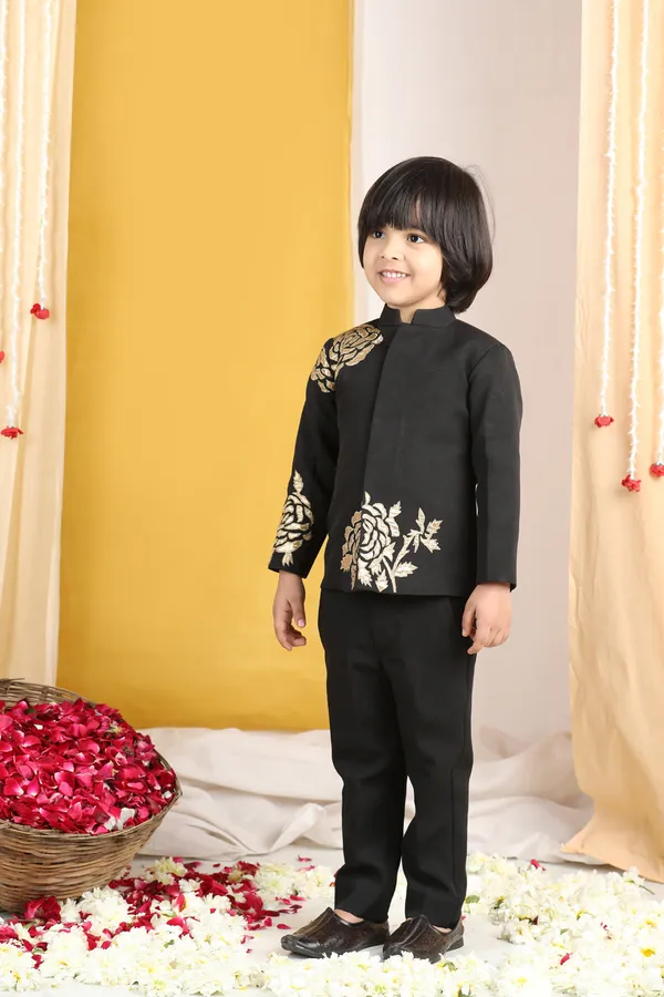 Boys_Bandhgala_With_Applique_Work_Black