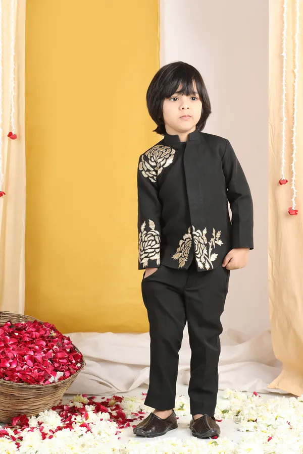 Boys_Bandhgala_With_Applique_Work_Black