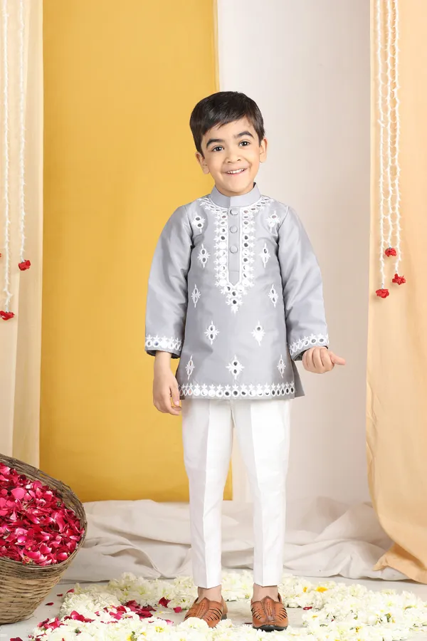 Thread_Embroidery_Kurta_With_Pajama_Grey