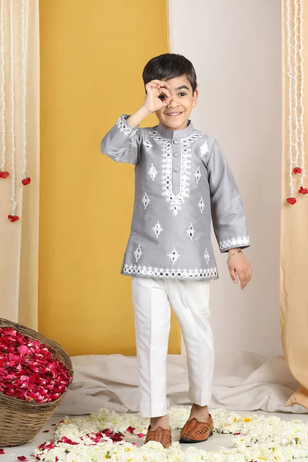 Thread_Embroidery_Kurta_With_Pajama_Grey