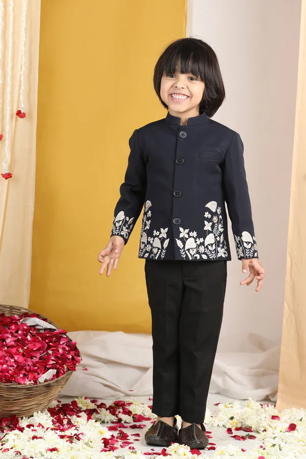 Black_Thread_Embroidery_Sherwani_Set_Black