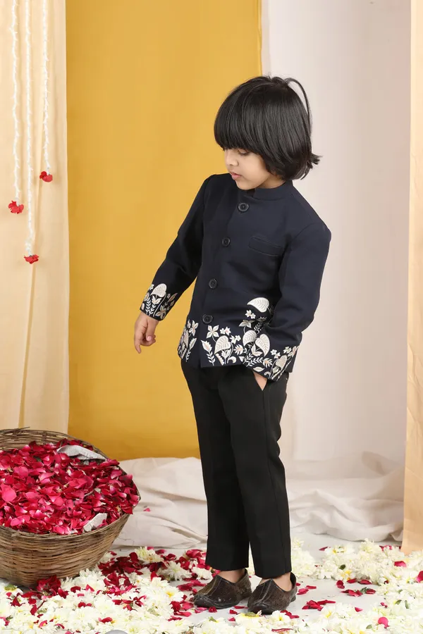 Black_Thread_Embroidery_Sherwani_Set_Black