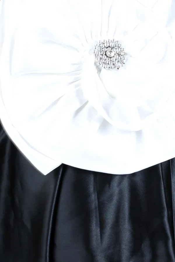 Flare_Dress_With_Flower_Black