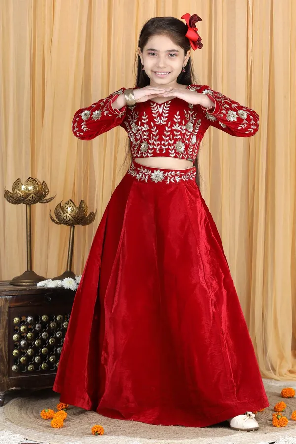 Velvet_Lehenga_With_Embroidery_Maroon
