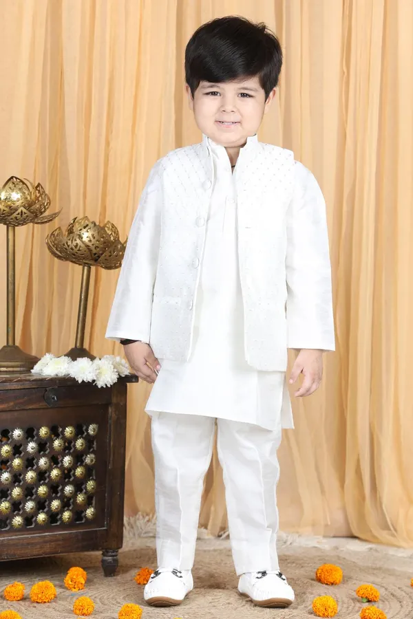 Kurta_Pajama_With_Sleeveless_Jacket_White