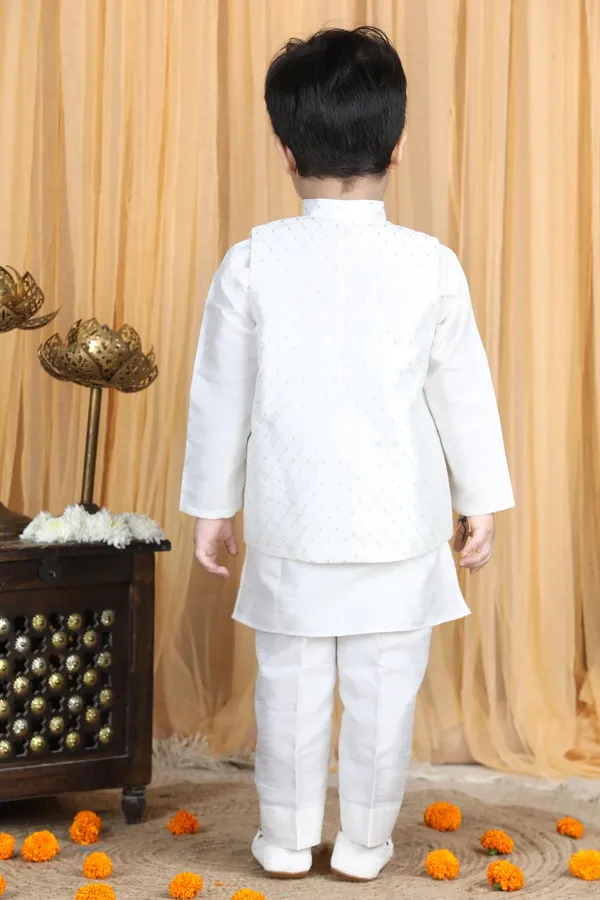 Kurta_Pajama_With_Sleeveless_Jacket_White