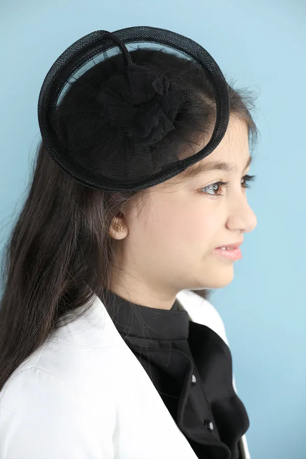 Black_White_Girl_Dress_With_Coat_White_Black
