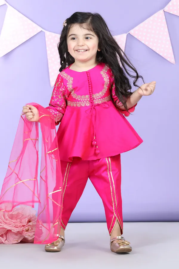 Potli_Button_Detail_Front_Open_Pink_Kurti_And_Dhoti_With_Net_Dupatta_Hot_Pink