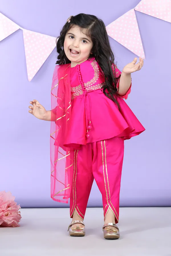 Potli_Button_Detail_Front_Open_Pink_Kurti_And_Dhoti_With_Net_Dupatta_Hot_Pink