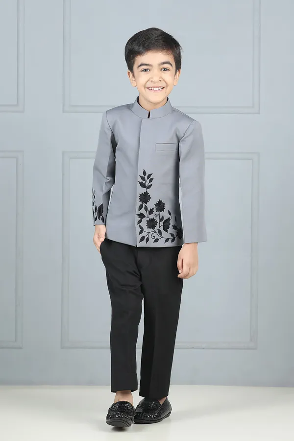 Grey_And_Black_Bandhgala_With_Thread_Embroidery_Grey_N_Black