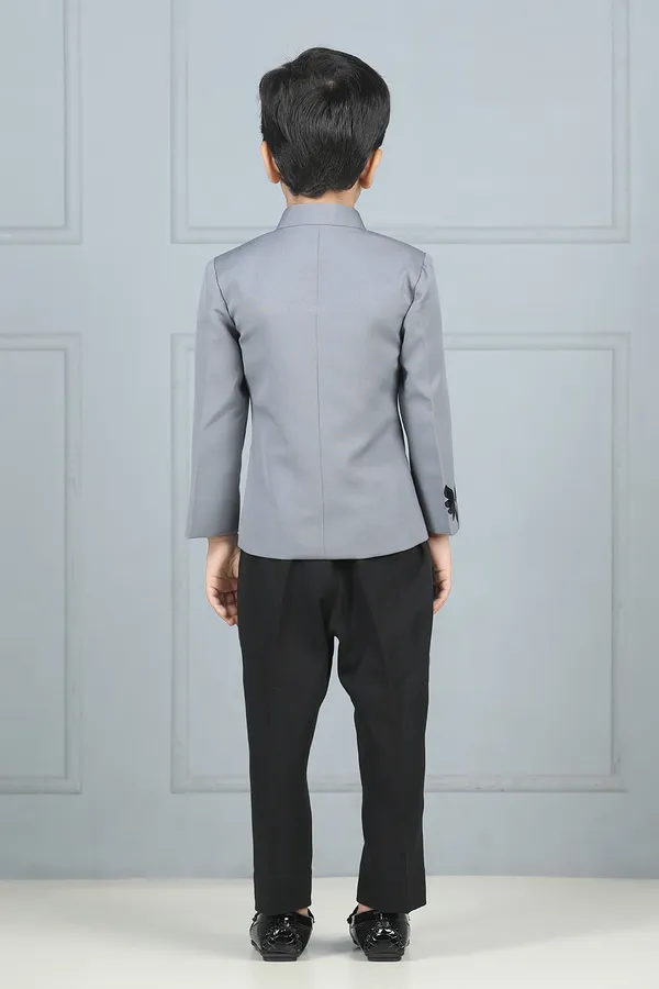 Grey_And_Black_Bandhgala_With_Thread_Embroidery_Grey_N_Black