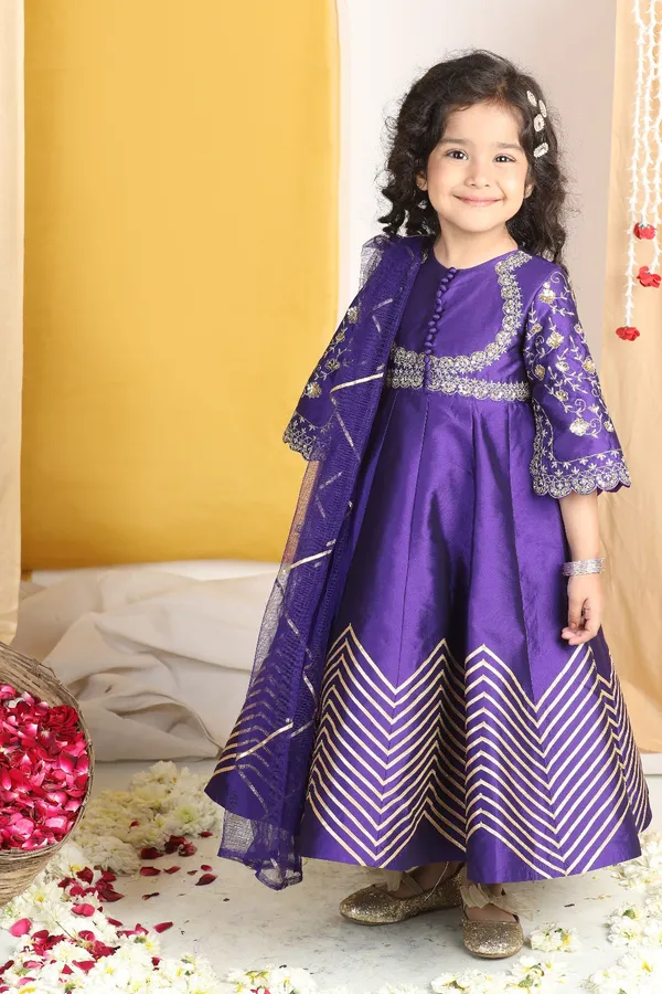 Zari_N_Seqeunce_Work_On_Yoke_With_Gotta_Detailing_Purple