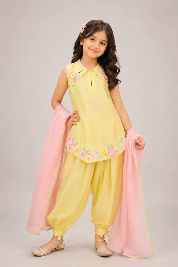 A_Delicate_Yellow_Suit_With_Delicate_Floral_Embroidery_And_Paired_With_Tulip_Pants_Butter_Yellow