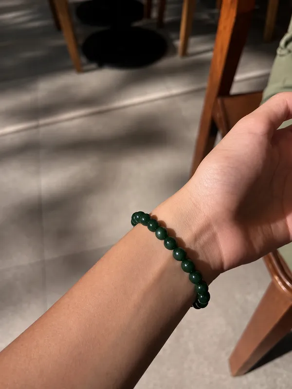 Green_Agate_Harmony_Bracelet_-_Green_Agate_(Likely)