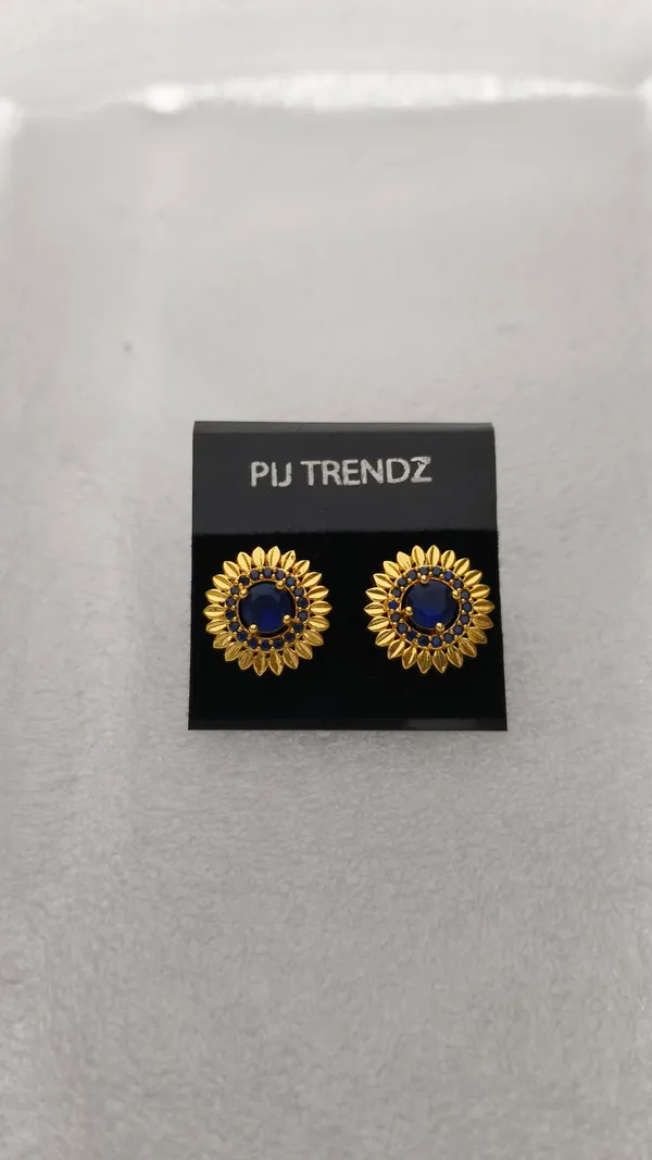 Gold_Tone_Blue_Floral_Stud_Earrings_for_Women