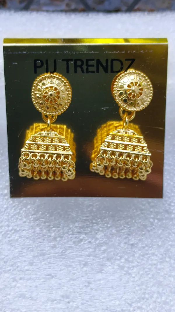 Gold_Tone_Traditional_Jhumka_Earrings_for_Women