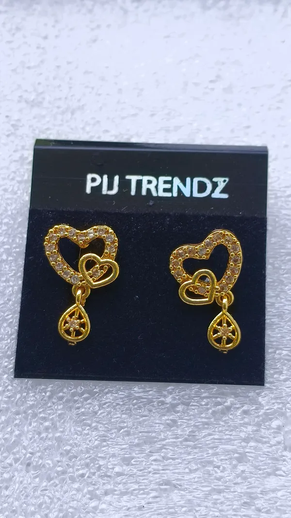 Gold_Tone_Heart_Drop_Earrings_for_Women