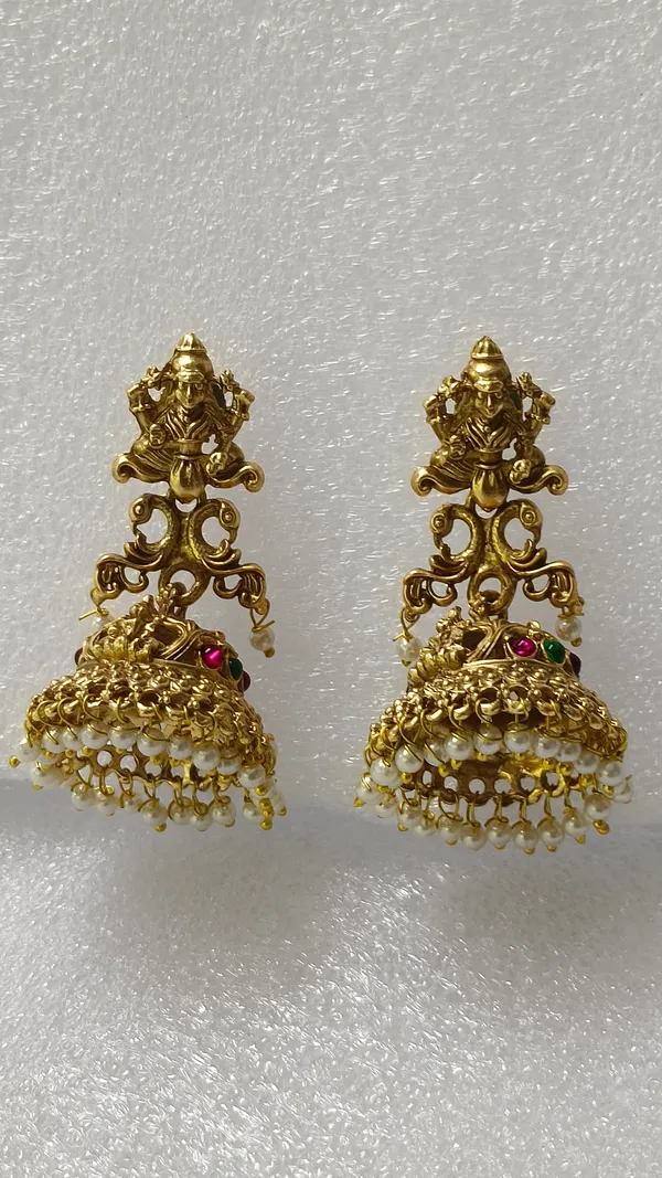 Gold-Tone_Temple_Jhumka_Earrings_for_Women