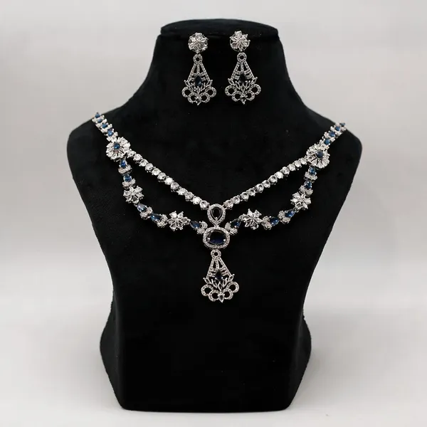 Silver_Tone_Blue_Stone_Necklace_Set_For_Women