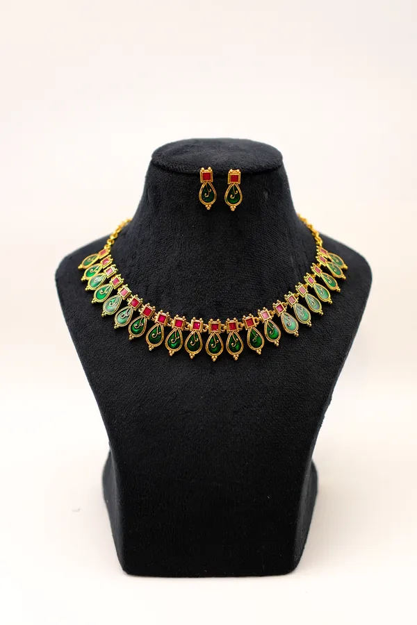 Gold_Tone_Traditional_Necklace_Set_For_Women_-_Pack_Of_2