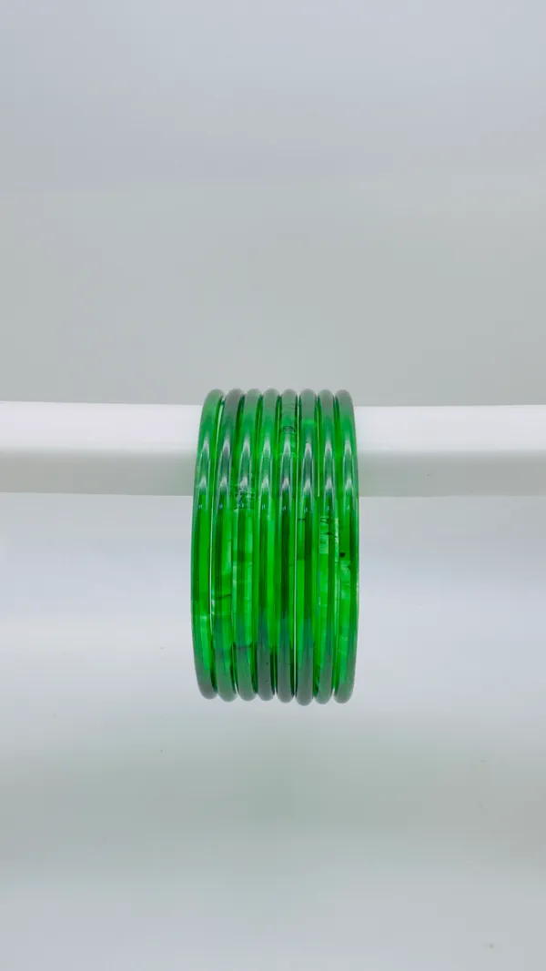 Green_Glass_Bangle_Set_For_Women_-_Pack_Of_4
