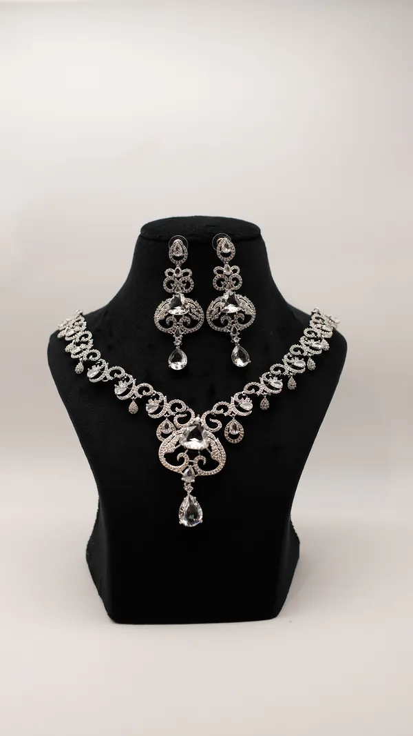 Silver-Tone_Crystal_Necklace_And_Earrings_Set_For_Women