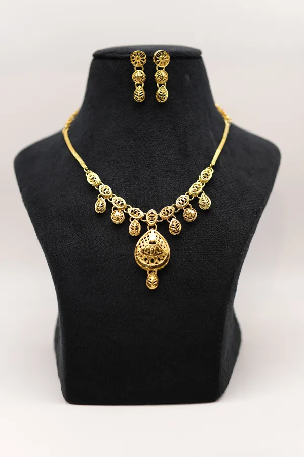 Gold-Tone_Traditional_Necklace_Set_For_Women_-_Pack_Of_3