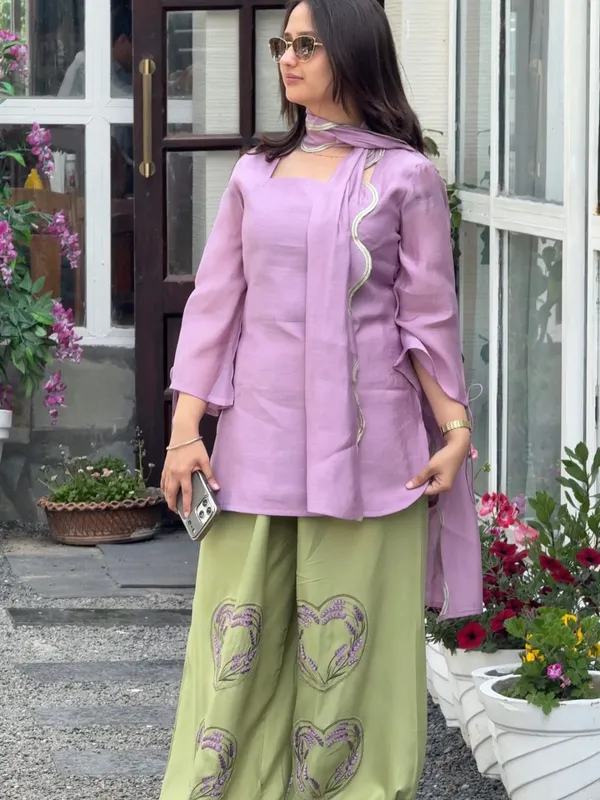 Lavender_Mal_Chanderi_Cotton_Straight_Kurta_Balloon_Pant_Dupatta_Set_For_Women